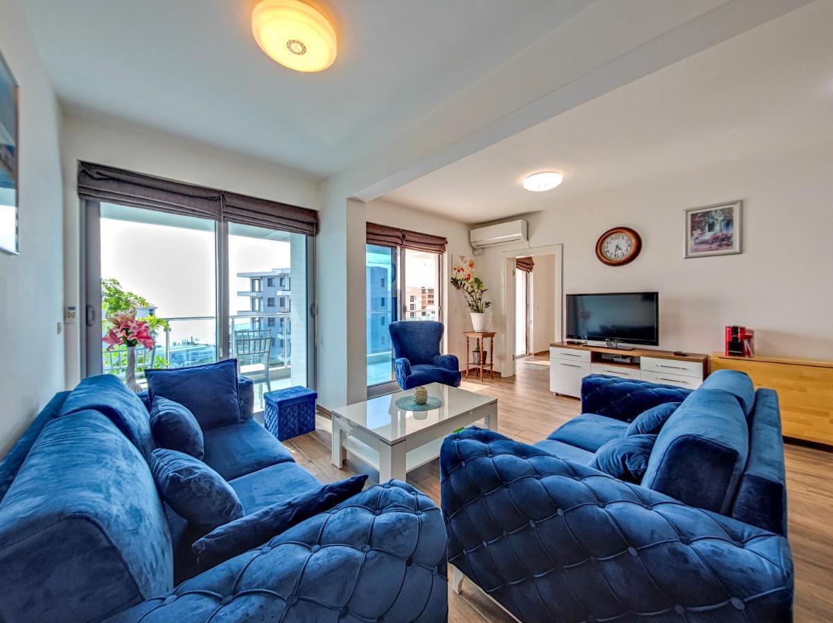 Apartment Plavo Nebo Dobra Voda Luaran gambar