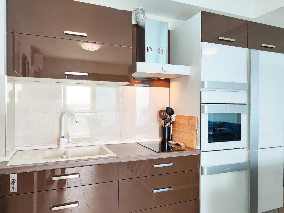 Apartment Plavo Nebo Dobra Voda Luaran gambar