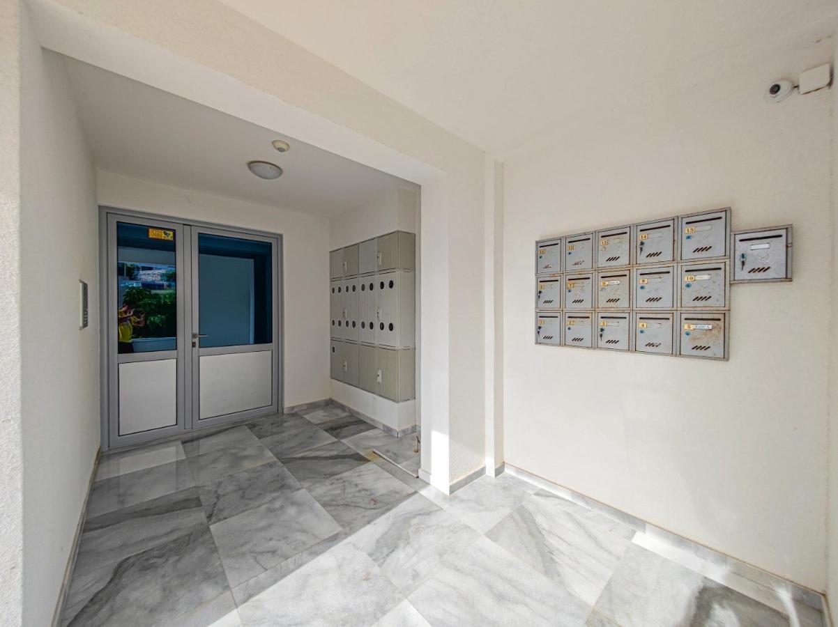 Apartment Plavo Nebo Dobra Voda Luaran gambar
